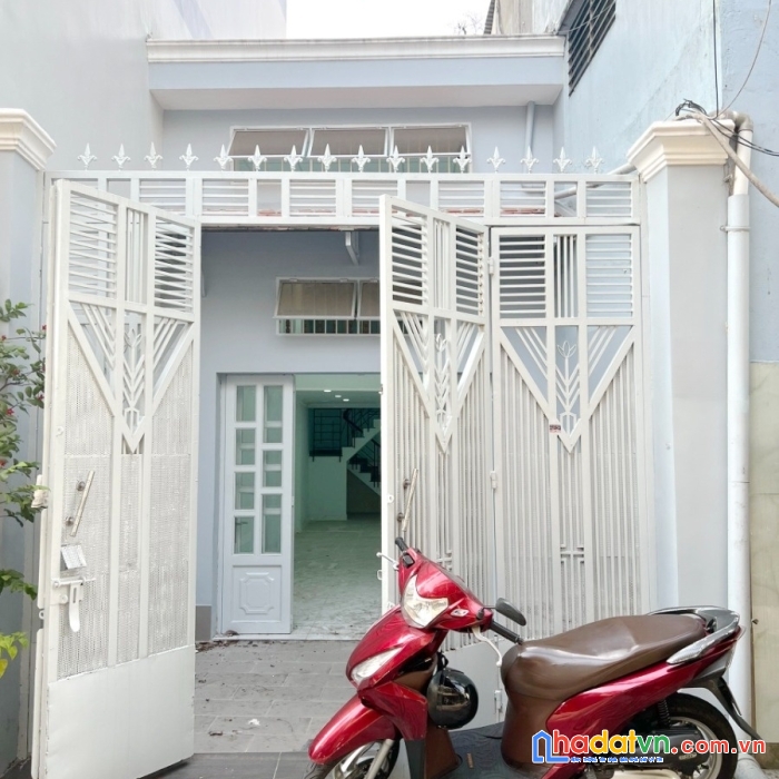 Nhà mới trệt/lửng (72m2) hẻm xe hơi đường âu dương lân p3q8