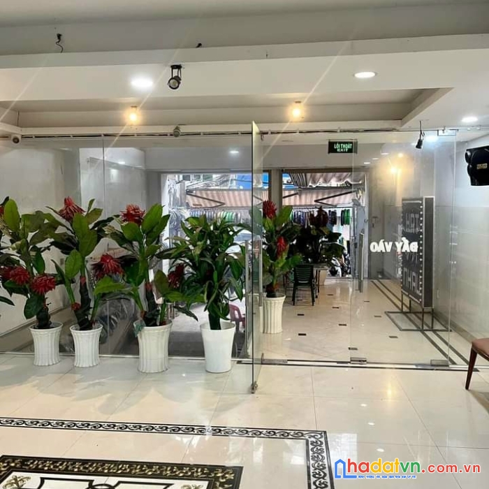 Bán gấp tòa nhà 2 mặt tiền kinh doanh 8 tầng có thang máy - phường 21 - bình thạnh, dt 178 m2, chỉ