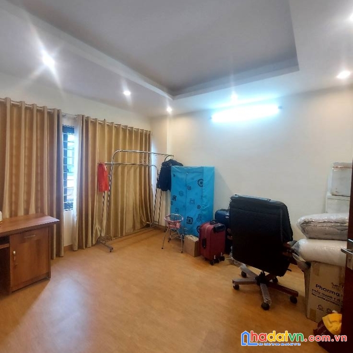 Bán nhà minh khai 30m2- 5 tầng- mt 4.5m - 3.85 tỷ