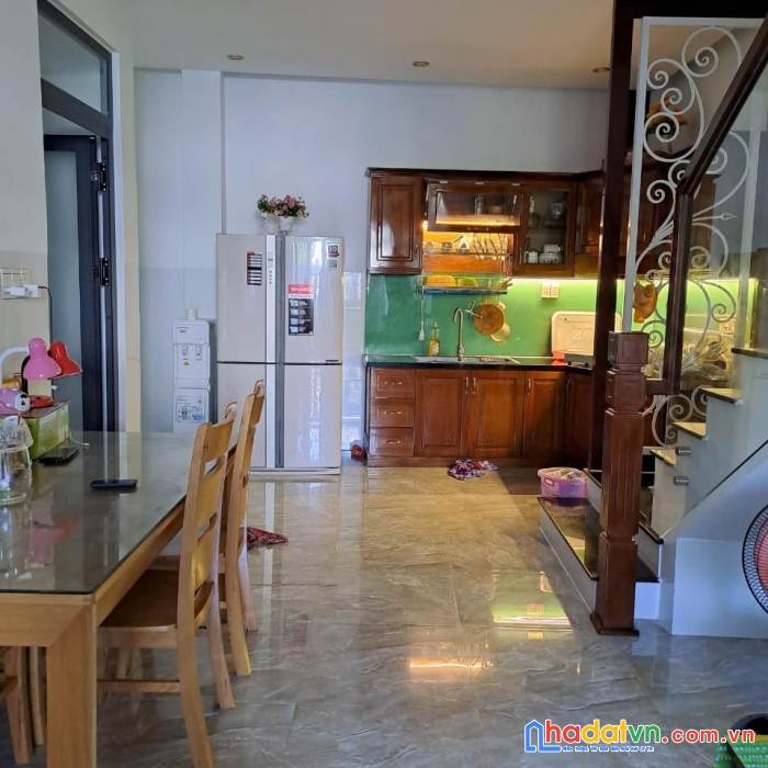 Bán nhà 3 tầng gần chợ ngọc hiệp gần siêu thị go nha trang khánh hòa