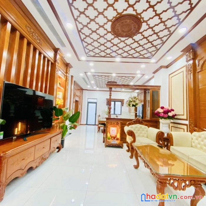 Bấn gấp biệt thự 5tầng dt mtkd lũy bán bích tân phú