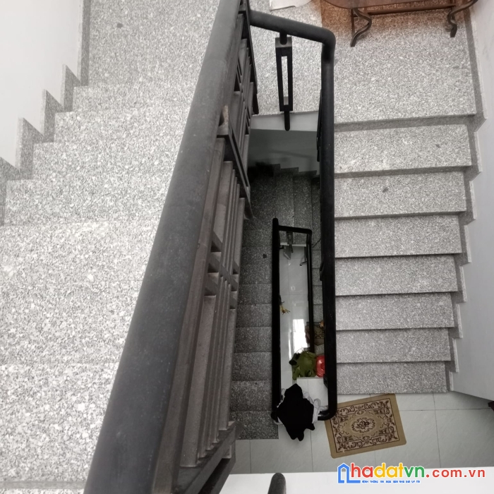Hẻm xe hơi vào nhà, 63m2, 6.8 tỷ, quang trung.