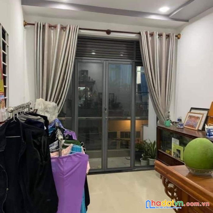 Nhà quang trung p.11 gv, 49m2 4pn, giá 4,6 tỷ