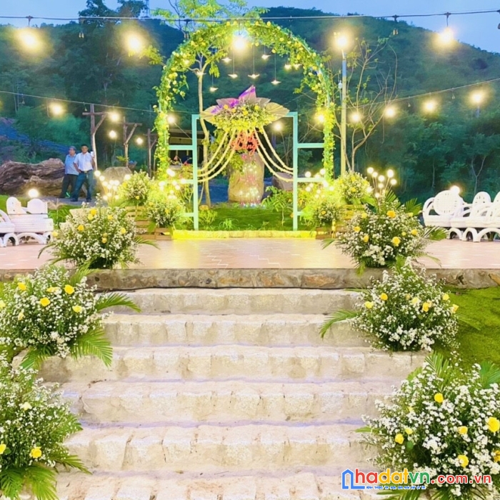 Đất núi tazon xây chùa trong khu dân cư thuộc xã hồng sơn, hàm thuận bắc, bình thuận