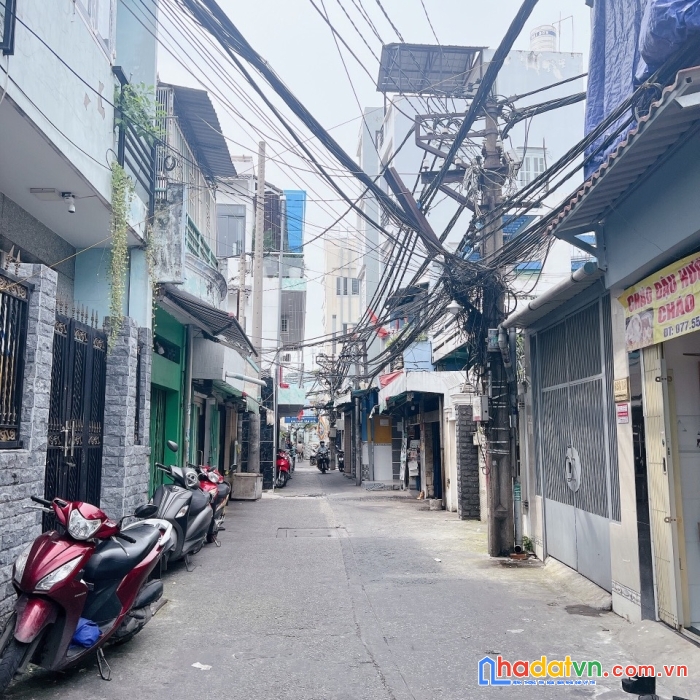 Bán nhà hẻm xe tải nguyễn tất thành q4- 36m2- 2 tấm có 1,8 tỷ