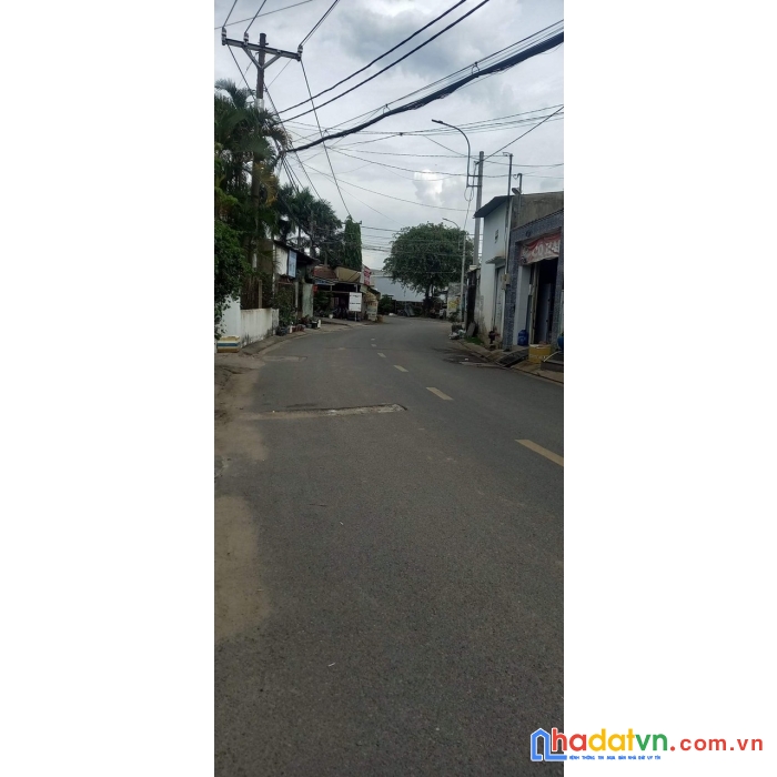 Chủ ngộp tha thiết bán nhà ds 15 long bình. dt88m2 chỉ 3 tỷ. help help.