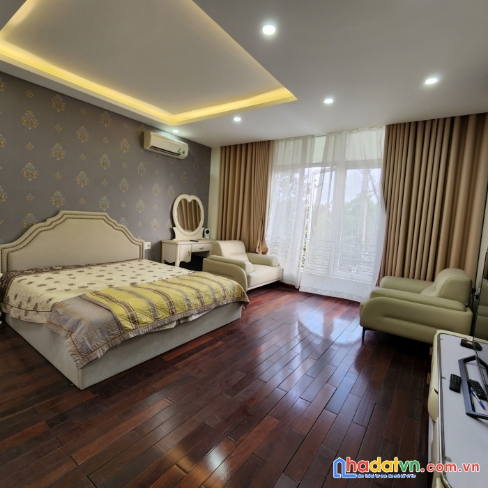 Cần bán căn nhà 4,5 tầng mặt đường chùa nghèo, trang quan, an đồng, an dương, hải phòng.