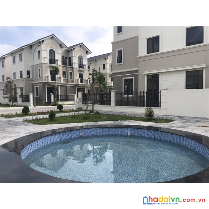 Chính chủ cần bán biệt thự 135m2 tiện ích đầy đủ ,