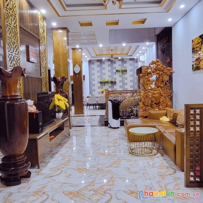 Bán nhà biệt thư đường  ba vân - bàu cát, dt:8x19m, 4 tầng, 6 pn, 32 tỷ (tl)