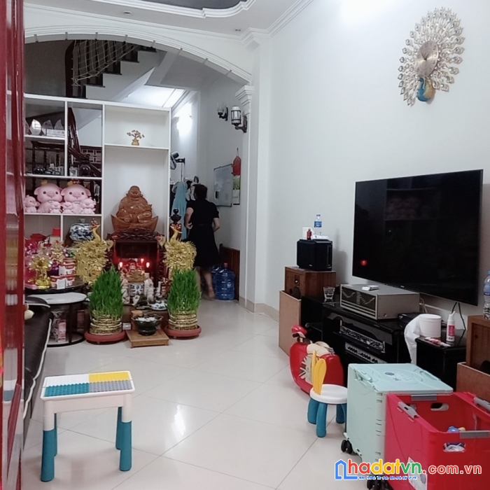 Bán nhà nguyễn đức cảnh, phân lô 56m2, 4 tầng lô góc, 30m ô tô tránh, dân xây, 5 tỷ 1