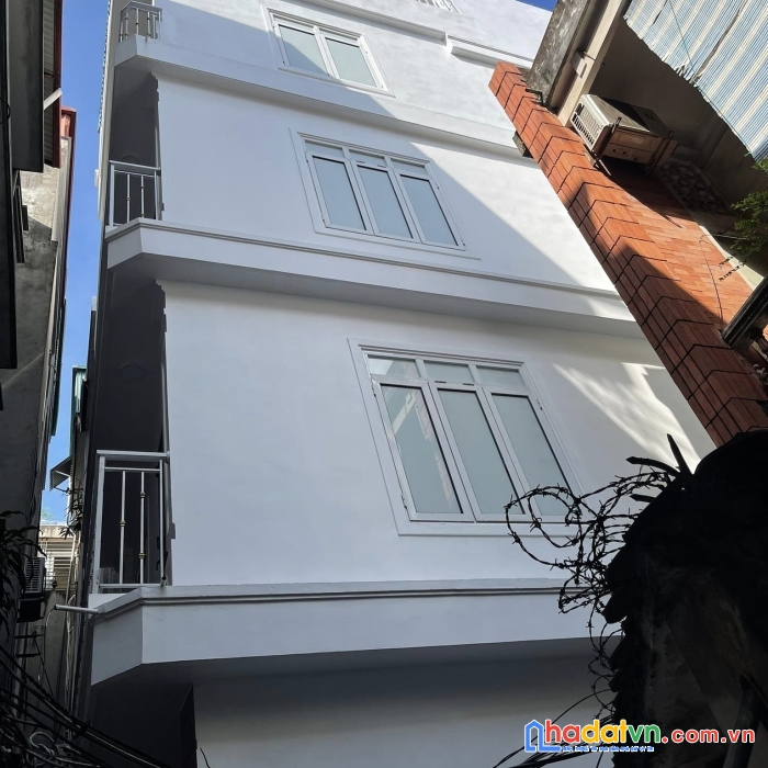 Cần bán nhà phố võ chí công, cầu giấy diện tích 35m2 giá 4.75 tỷ có thỏa thuận