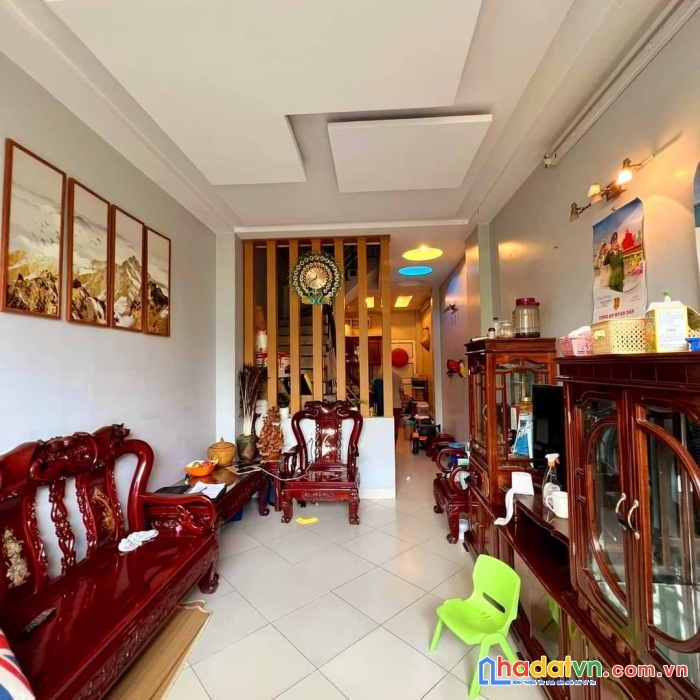 Bán nhà phố vạn phúc đẹp long lanh,view ccong viên tương lai, ngõ oto dừng đỗ ngày đêm 40m, 5 tỷ.