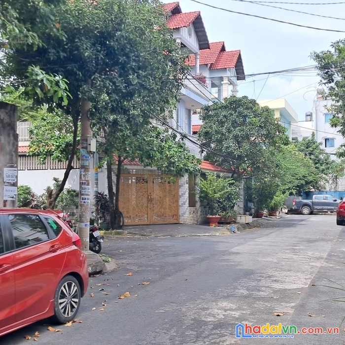 Bán biệt thự độc lập - tân sơn nhì, dt:130m2 (6x22m), 3 tầng, 5pn, 19.9 tỷ