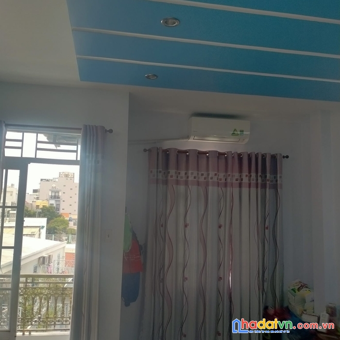 Bán nhà mới 4 tầng hẻm rộng xe oto đỗ ngay trước cửa