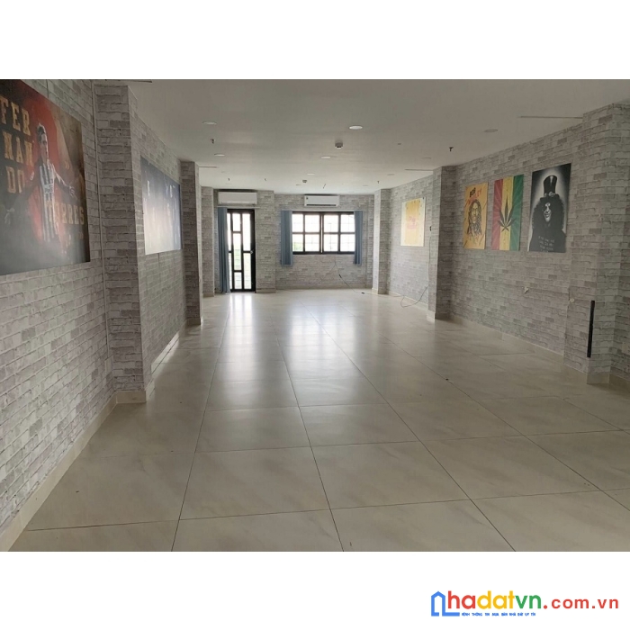 Siêu hiếm quận 4, tòa nhà 7 tầng, thang máy, dòng tiền 400tr/tháng, 260m giá 69 tỷ.