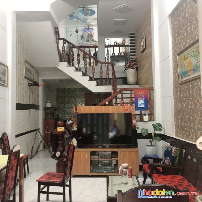 Bán gấp nhà nguyễn kiệm, ô tô vào nhà, 5 phòng, 5m x 15m, 7 tỷ