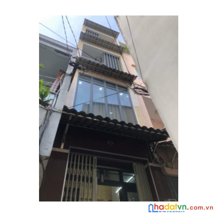 Quận 10- 5 tỷ- 30m2 -5 tầng btct- trường sơn