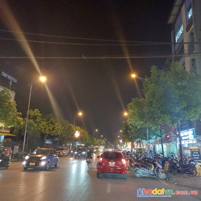 Ngũ hiệp , thanh trì , 40 m2 đất , ô tô đỗ cửa , tiện ích ngập tràn, dân trí cao, 3 bước ra đường