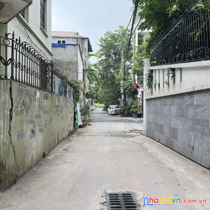 Bán nhà hông tién, long biên 45 m2 x 6 tầng - 6.2 tỷ ô tô vào nhà, cách 30m ra phố hồng tiến