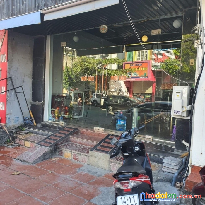 Cần cho thuê nhà mặt bằng tầng 1 làm salon tóc , nail – mi , spa