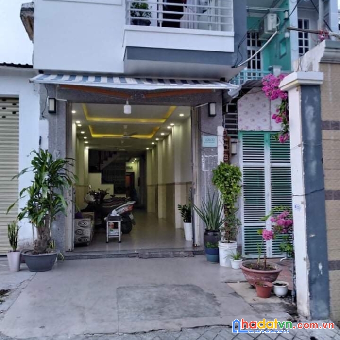Bán 3 căn liền kề trung tâm thành phố sát biển nha trang khánh hòa lh 0985451850 xuân xuyên