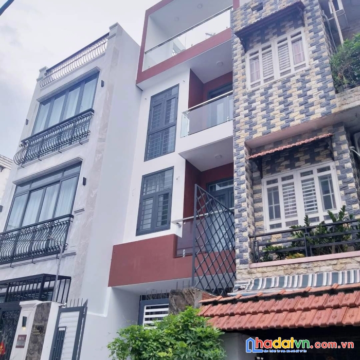 Bán nhà căn hộ dv xe hơi ngang 4.2x16m, 4 tấm nguyễn tất thành -q4 
 thuê 40 tr/tháng giảm 2 tỷ