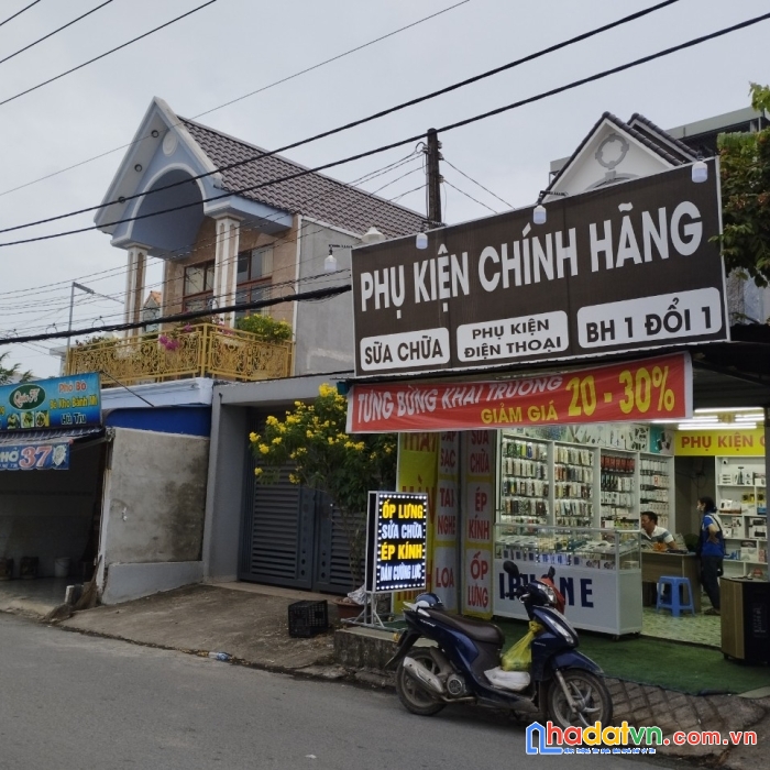 Bán  nhà mặt tiền kinh doanh 140 m2 hiệp hòa sát ub phường 8 tỷ