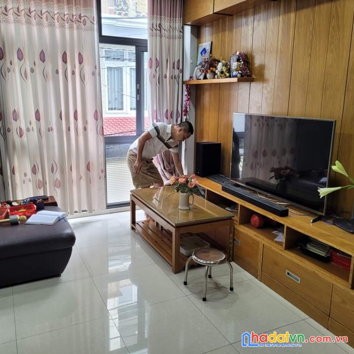 Nhà đẹp hxh lê văn sỹ,quận 3,phú nhuận,tân bình,60m2,3tầng,ngang 4.2m, nhỉnh 6 tỷ.
