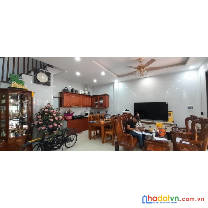 Vũ ngọc phan_ 40m oto_thoáng trước sau_ba gác tránh sh_ bãi oto 44m chỉ 4,99 tỷ