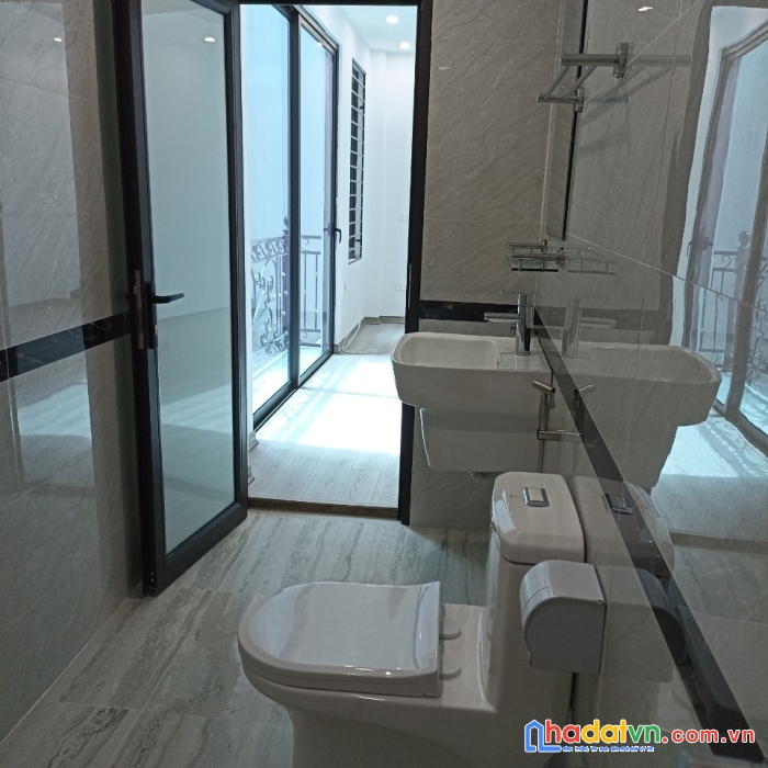 Bán nhà văn la, hà đông, nhà mới kính coong, ô tô tránh 30m, 45m2, 3,39 tỷ
