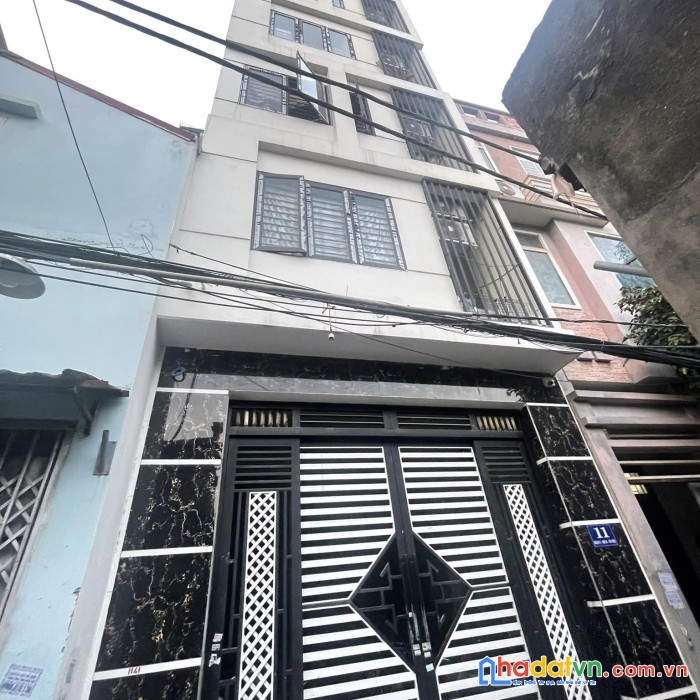Cạnh đh khtn - chính kinh - 9 phòng ngủ - 6 tầng - 49m2 - chỉ 5.45 tỷ lh0936206176