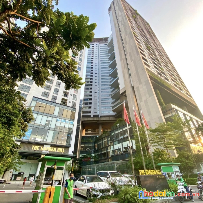 Bán chung cư 99 trần bình, 68,8m2, 2 ngủ, 2wc, 2 ban công, view thoáng, 3 tỷ