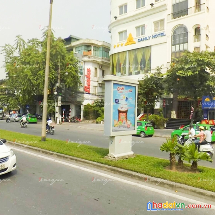 Nhà mặt phố đào tấn, ba đình, lô góc, vỉa hè 10m, 4 oto tránh. 161m2 x mt 15m, giá 50 tỷ