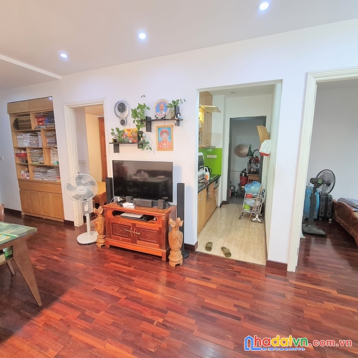 Bán gấp căn hộ toà rainbow_linh đàm_64m2-2pn-2wc - giá 2.4 tỷ