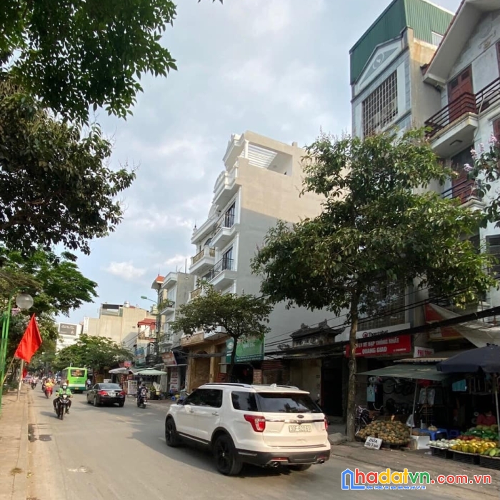 Bán nà mặt phố kim giang 108m 4 tầng kinh doanh vỉa hè cực đỉnh