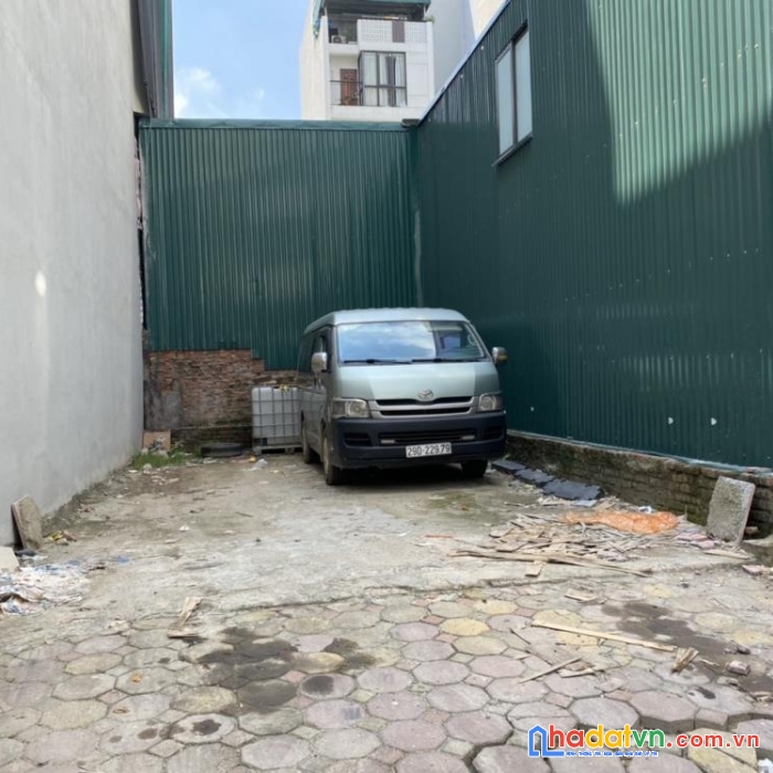 Bán lô đất nguyễn trãi 46m2, mặt tiền 5.6m, giá bán 3.5 tỷ lh0936206176