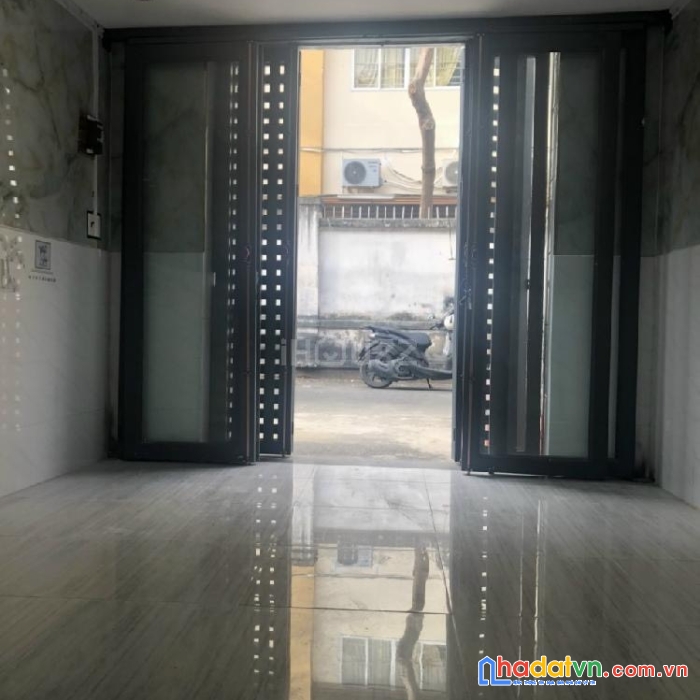 Nhà 240 hxh nguyễn văn luông, q6 3 tầng, 3pn, 2wc .giá chỉ 3ty3.