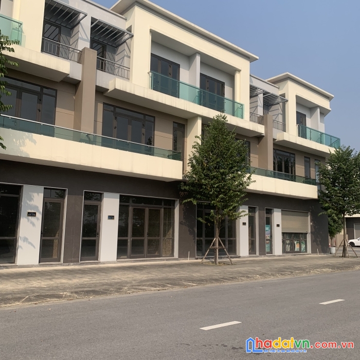 Chính chủ gửi bán siêu phẩm chỉ có tại centa city trục đường chính 56m có 1-0-2 tại từ sơn