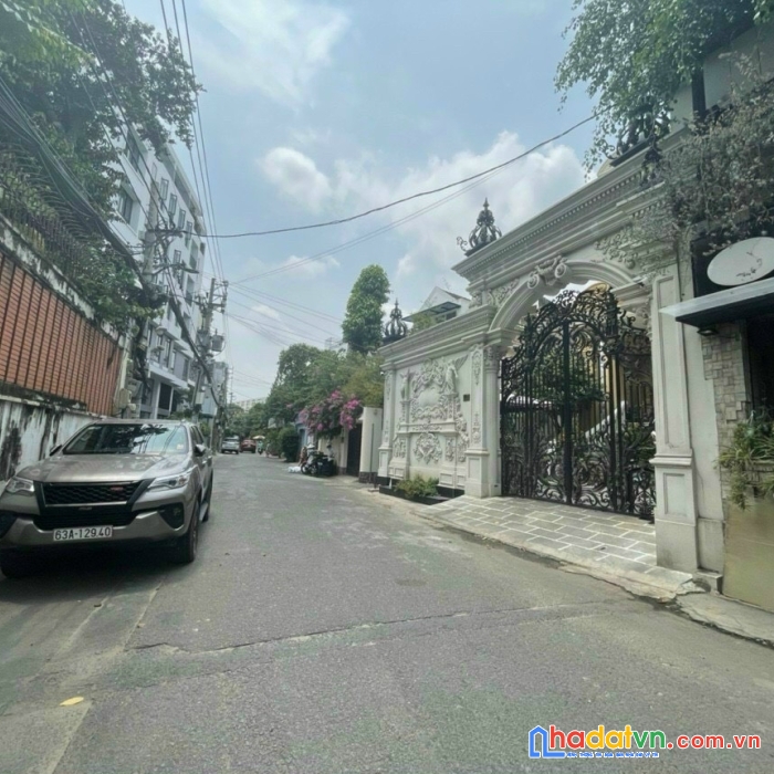 Bt sân vườn 360m2 mtnb lý thường kiệt q10 giá 56 tỷ