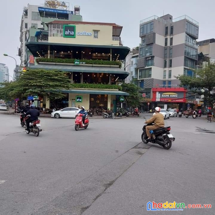 Bán nhà phố cát linh ô tô tránh dừng đỗ, kinh doanh đỉnh 40m 4 tầng giá 8 tỷ 7