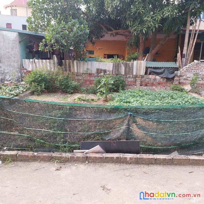 Bán lô đất thổ cư thôn nhuế,  đông anh-  mặt tiền rộng. nở hậu. ngõ ô tô, lại gần phố.