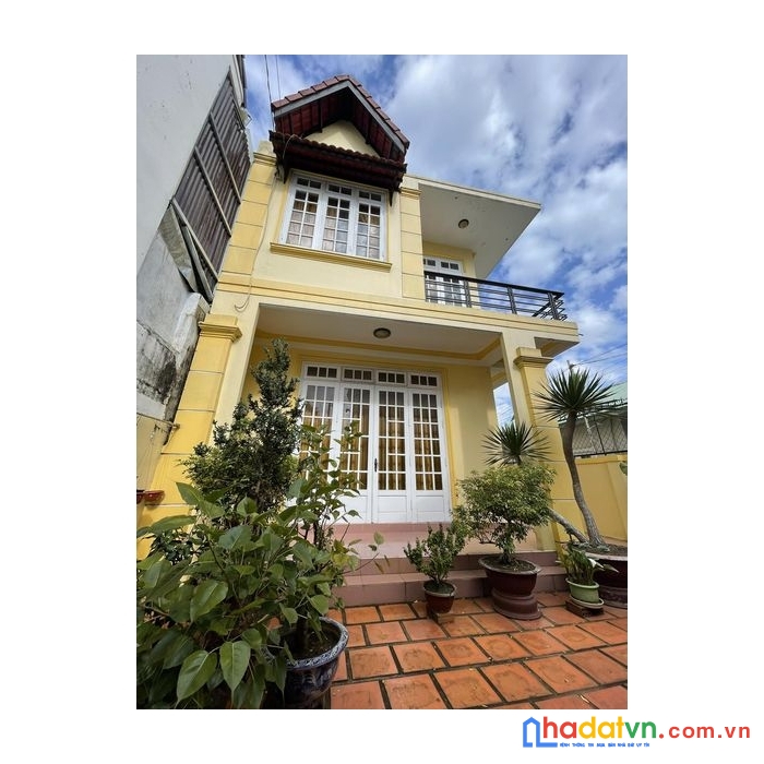 Bán nhà khu làng hoa vạn thành đà lạt