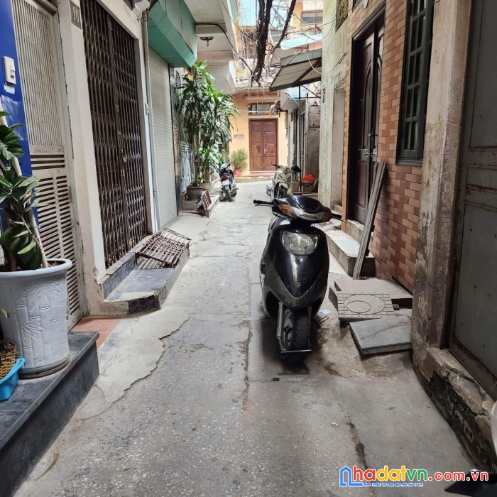 Siêu phẩm ba đình 45m 5t gần phố chỉ 5.8t