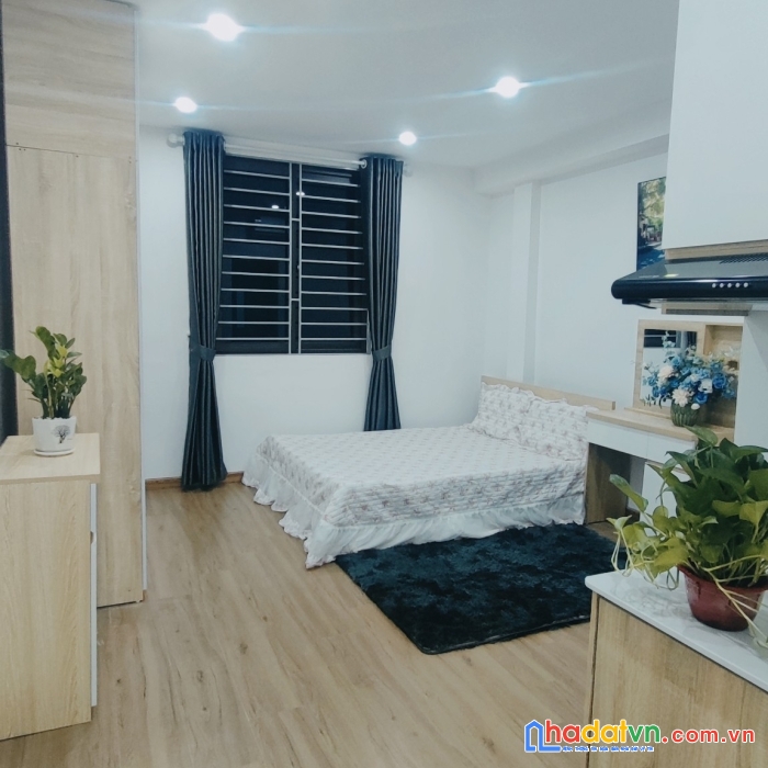 Nhỉnh 9 tỷ sở hữu toà ccmn đống đa 7 tầng thang máy,12p kk full đồ,cách phố lớn 20m