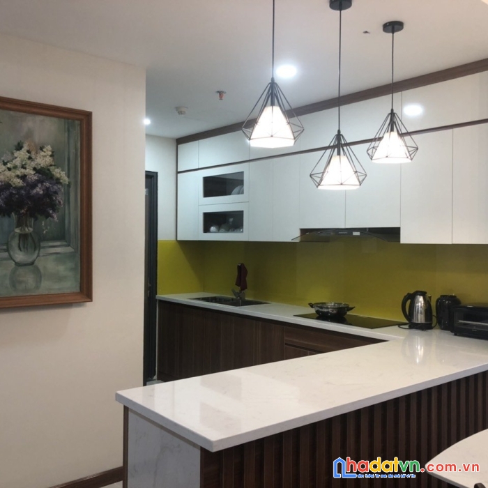 Bán căn hộ xx05 tại discovery 302 cầu giấy, 138m2, giá 6,3 tỷ bao phí