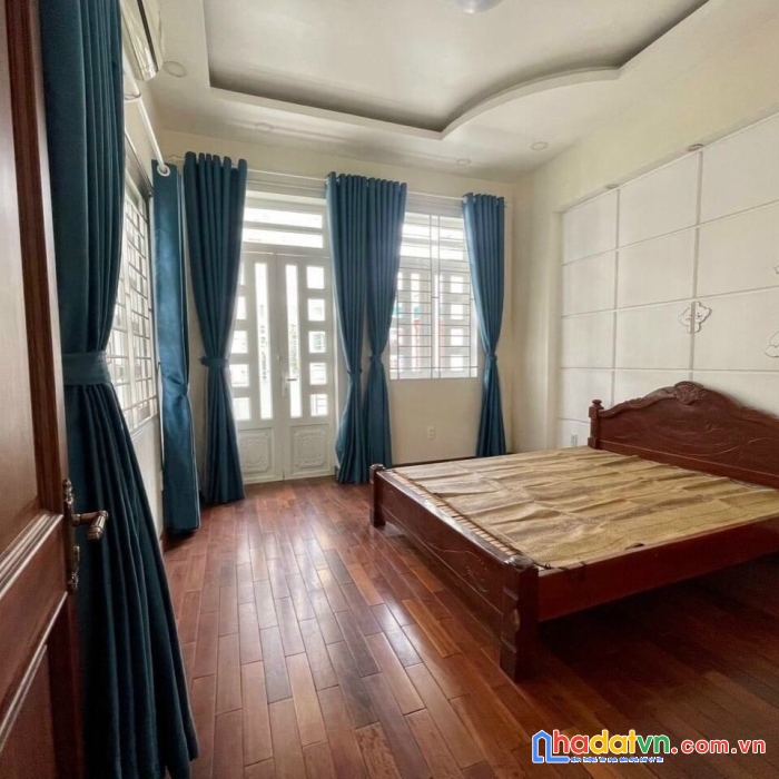 Hẻm 3.5m, đẹp, cách mạng tháng tám, 3.8 x 13.5m, 7.8 tỷ, tân bình