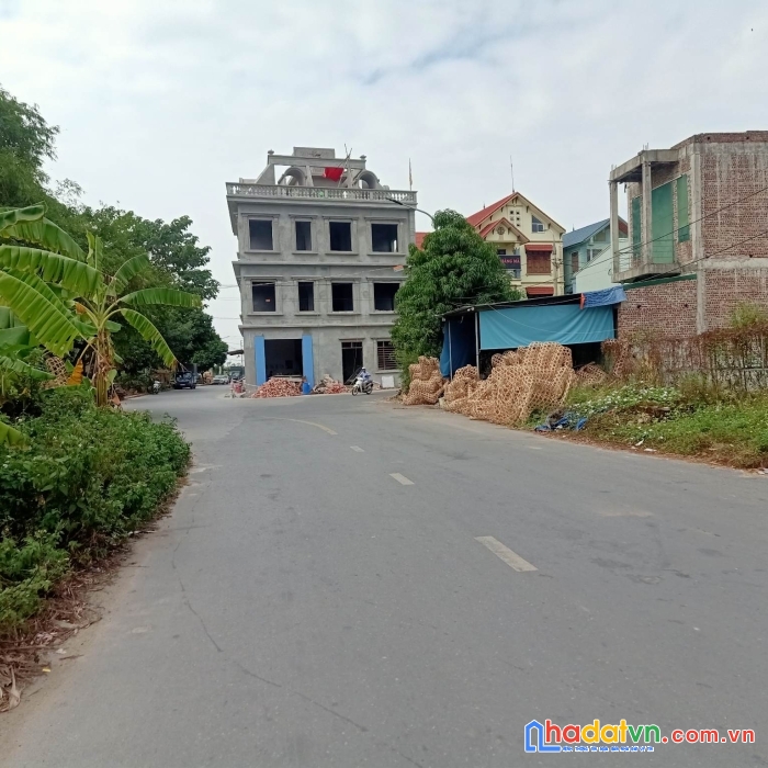 Đừng bỏ lỡ, cần bán lô đất nhìn mặt mương huyện đội cũ, thuận thành, bắc ninh