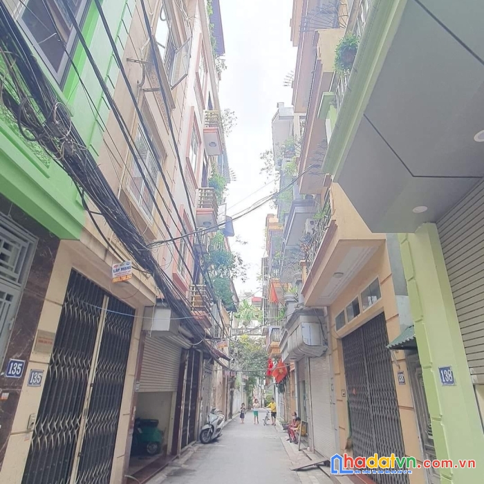 Hạ chào 3.2 tỷ - bán nhà ngọc thụy - mt 4m x 40m x 4 tầng - nhanh tay đón tết