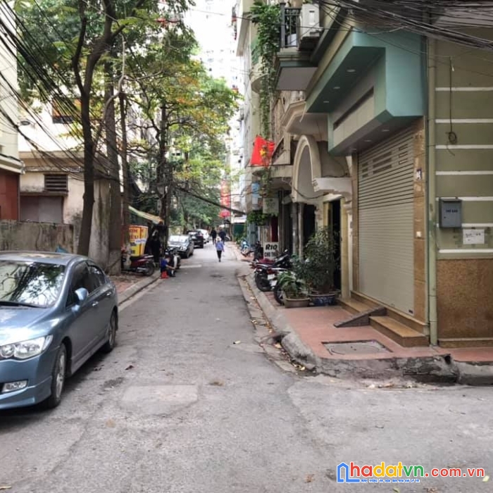 Bán nhà phân lô lạc trung. hai bà trưng. gara ô tô 7 chỗ