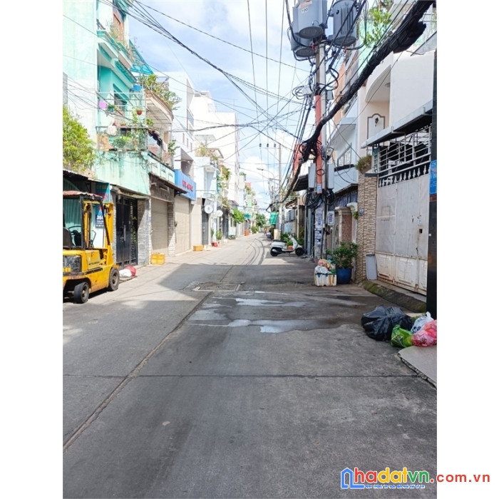 Bán nhà hẻm 5m chế lan viên tân phú, 3 tầng, 4.7x21.7, nhỉnh 6 tỷ
